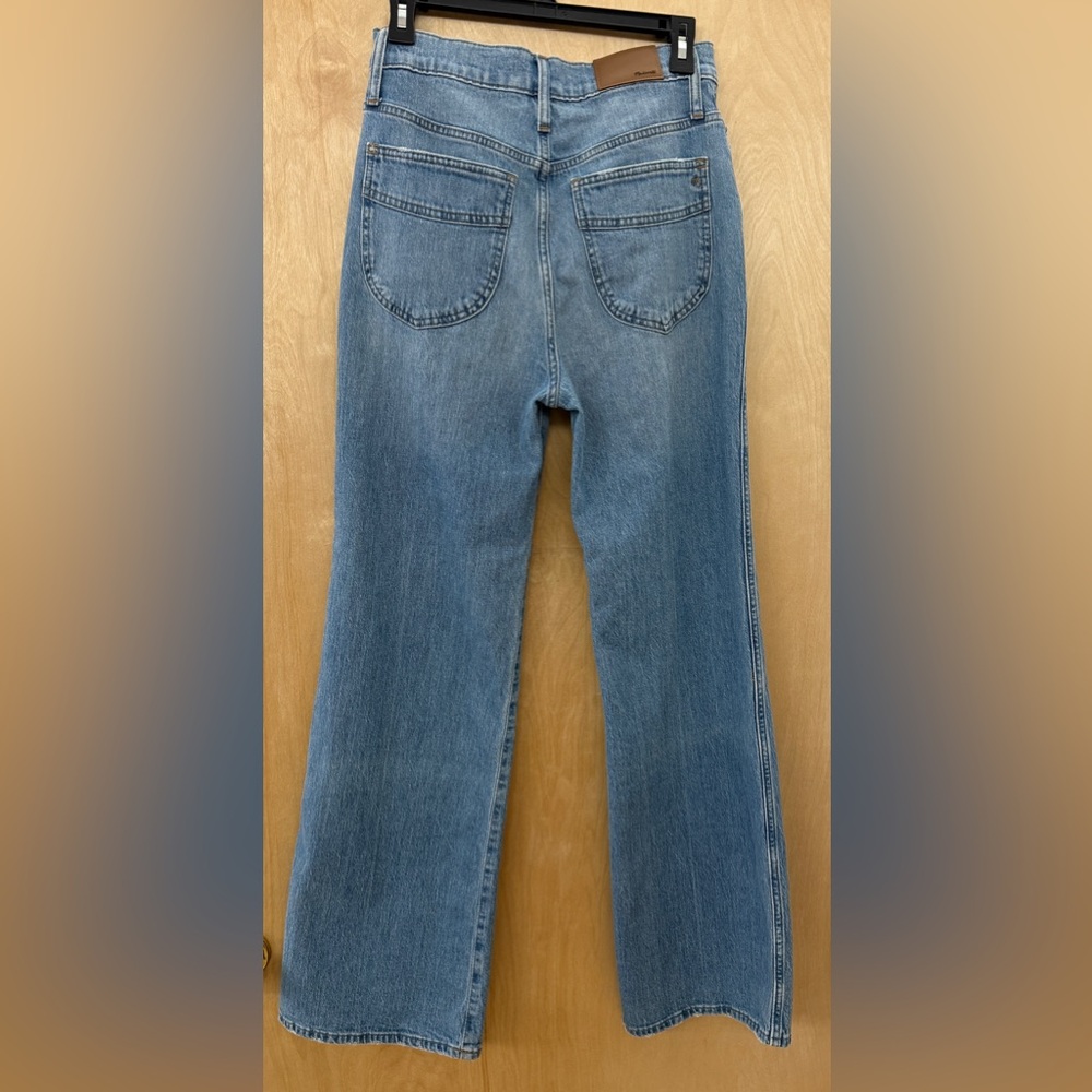 Madewell High-Rise Flare Jeans in Caine Wash - Picture 16 of 16